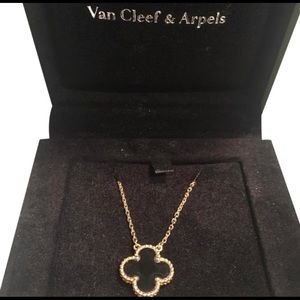 SOLD ON TRADESY Van Cleef & Arpels Necklace